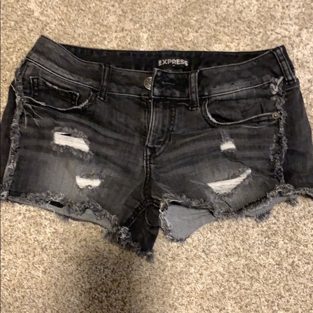 Express Shorts